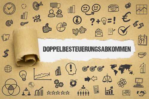 © magele-picture - stock.adobe.com Schriftzug Doppelbesteuerungsabkommen